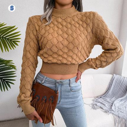 Lässiger Strickpullover für Damen mit ausgeschnittenen Details