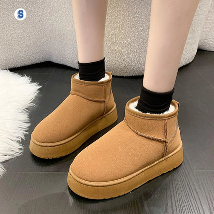 Comfortable Women's Boots with Thick Padding