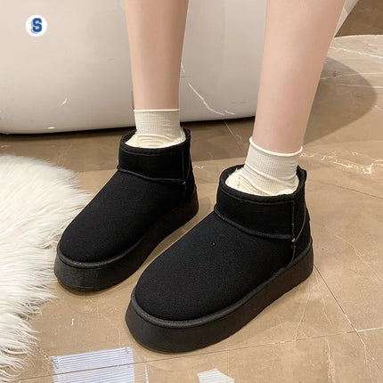 Comfortable Women's Boots with Thick Padding