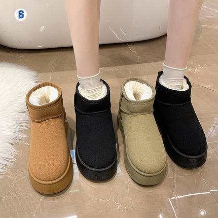 Comfortable Women's Boots with Thick Padding